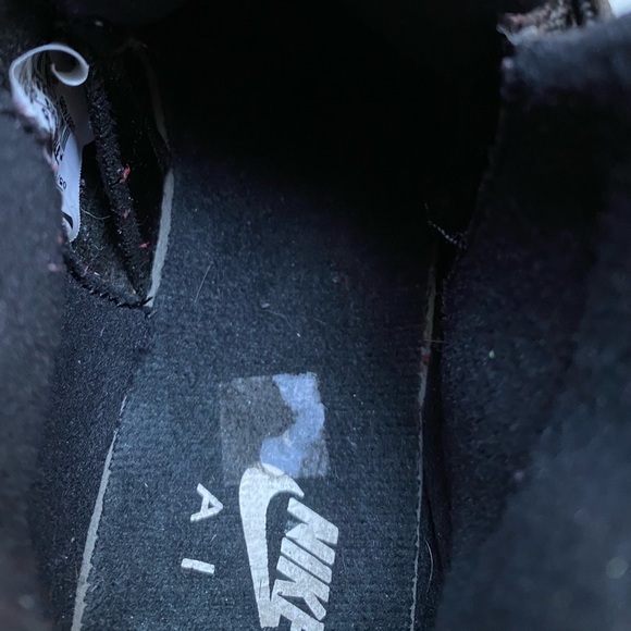 Jordan Space jam 11’s size 3.5 - Picture 12 of 12